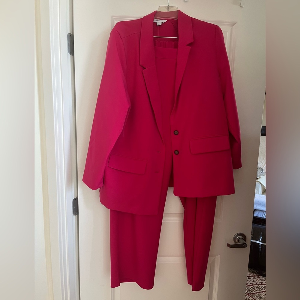 Hot pink xl Old Navy suit